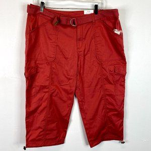 TIME AND TRU WOMEN'S CARGO CAPRI SZ 18